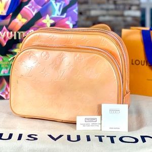 ✨AUTHENTIC✨ Louis Vuitton Backpack